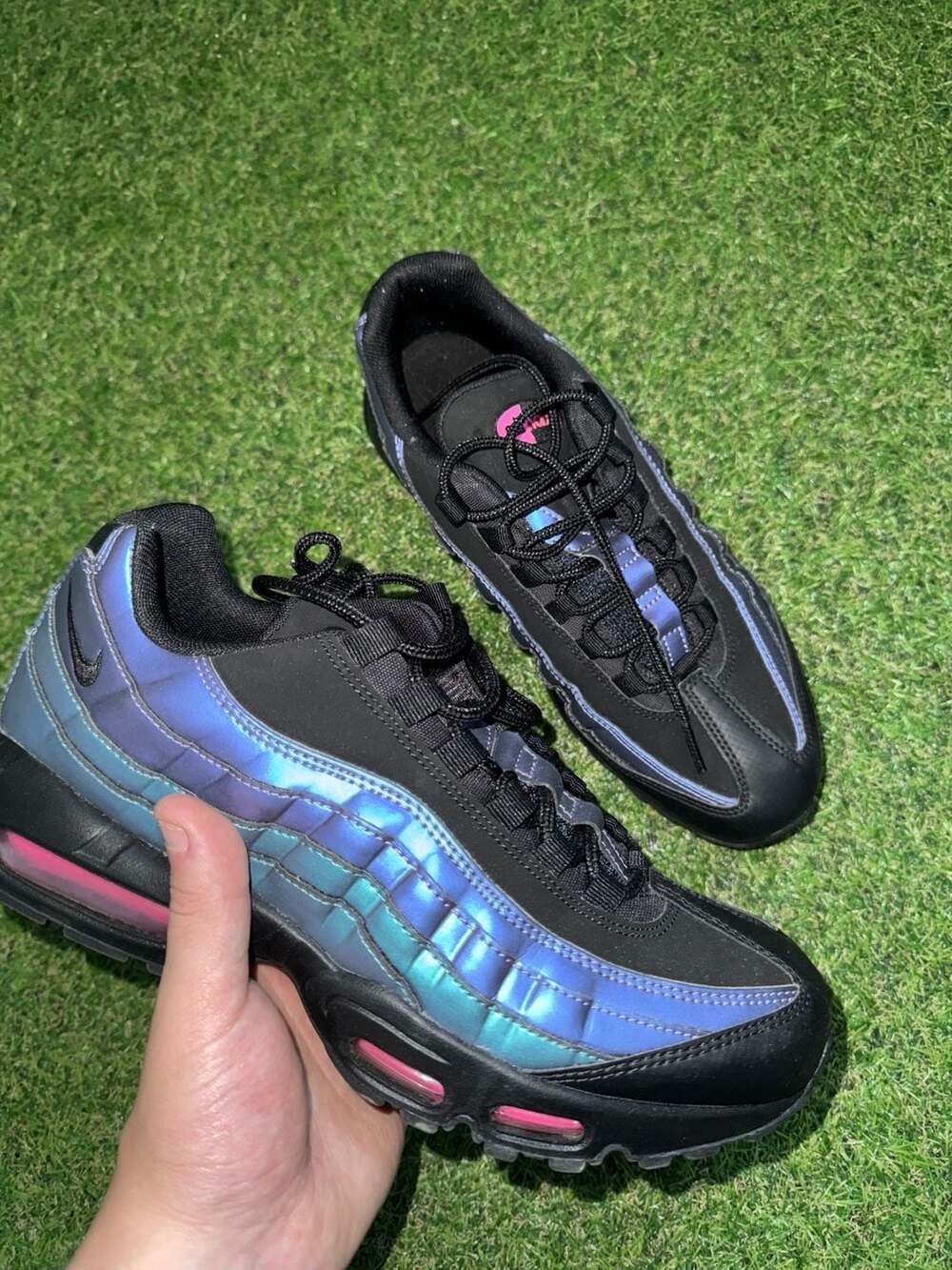 Nike Air Max 95 Premium Size 9 Throwback Future Black Laser Fuchsia